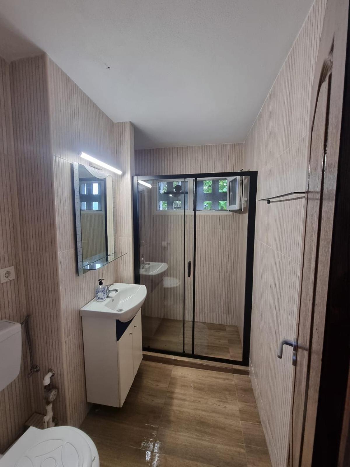 OrşovaApartament Denis公寓 外观 照片