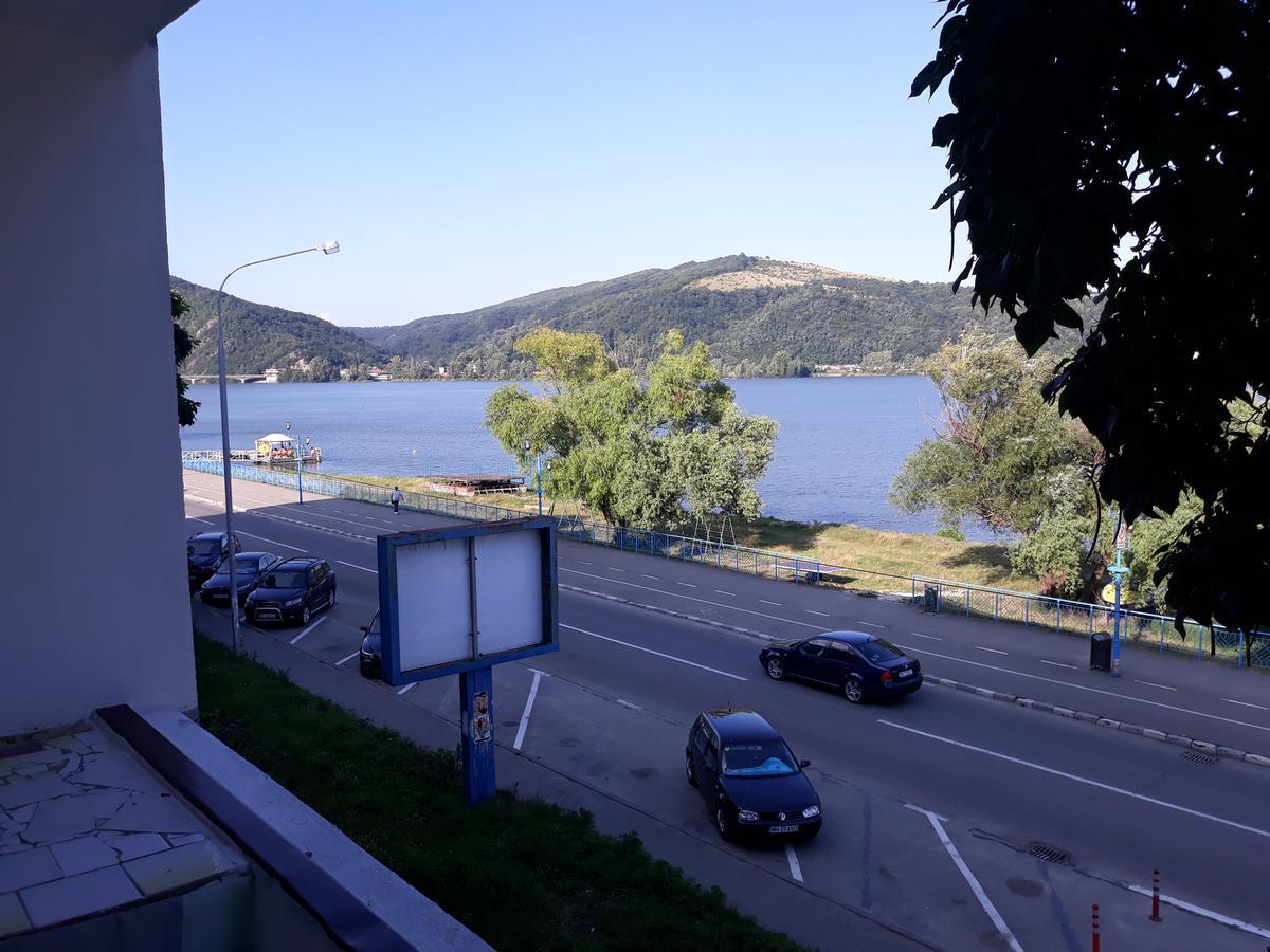 OrşovaApartament Denis公寓 外观 照片