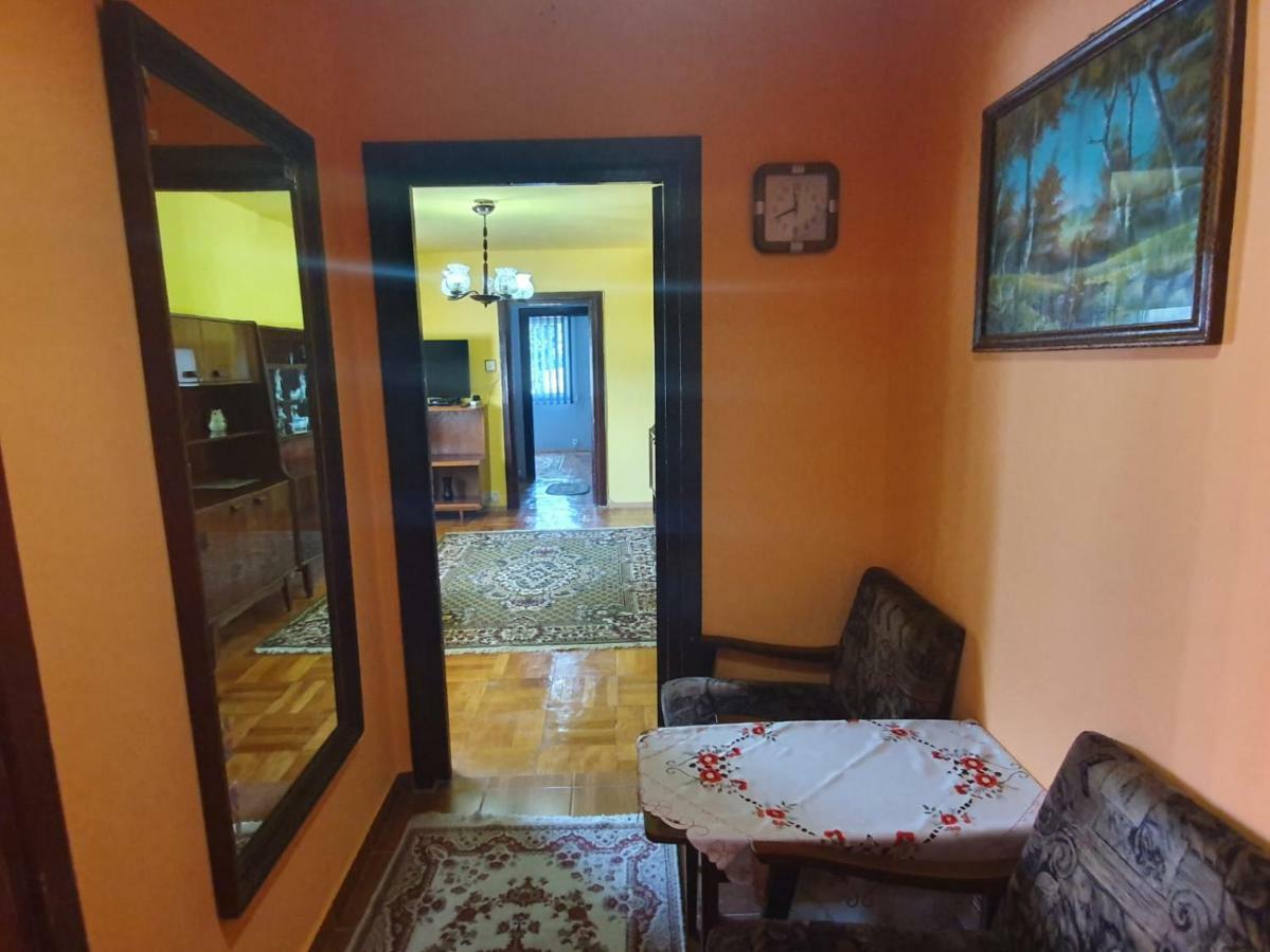OrşovaApartament Denis公寓 外观 照片