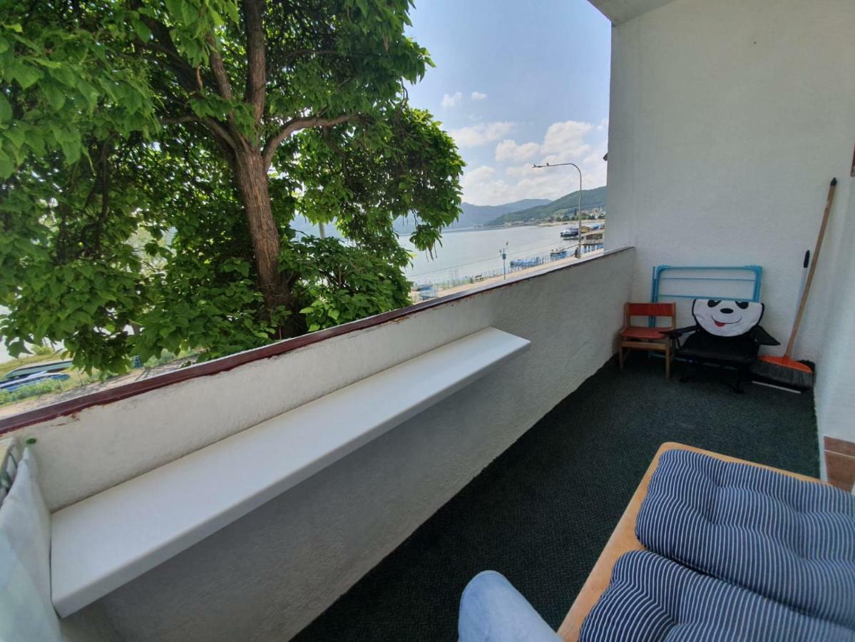 OrşovaApartament Denis公寓 外观 照片